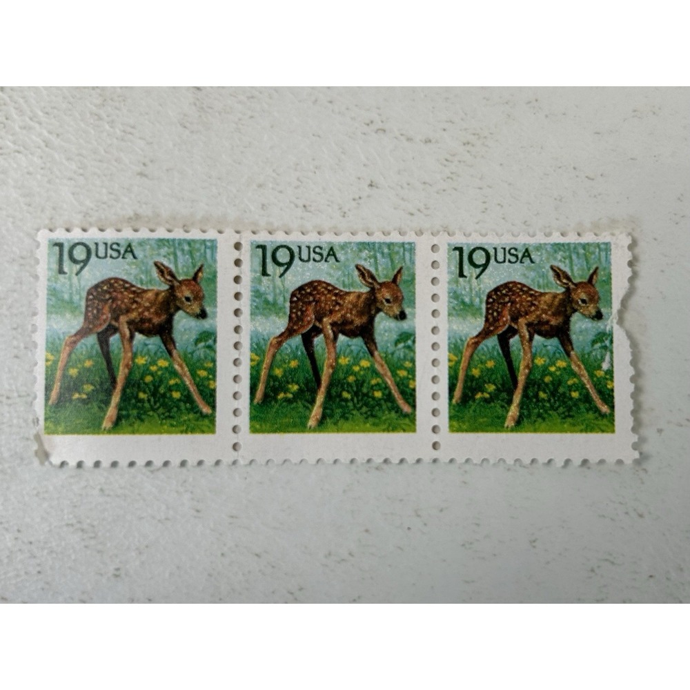 US Stamps Scott 2479 Fawn 19c Set of 3 - 1991 M/NH Post Office fresh